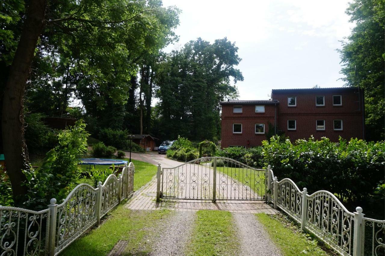 Ferienwohnung Am Muehlenpark Timmendorfer Strand Dış mekan fotoğraf
